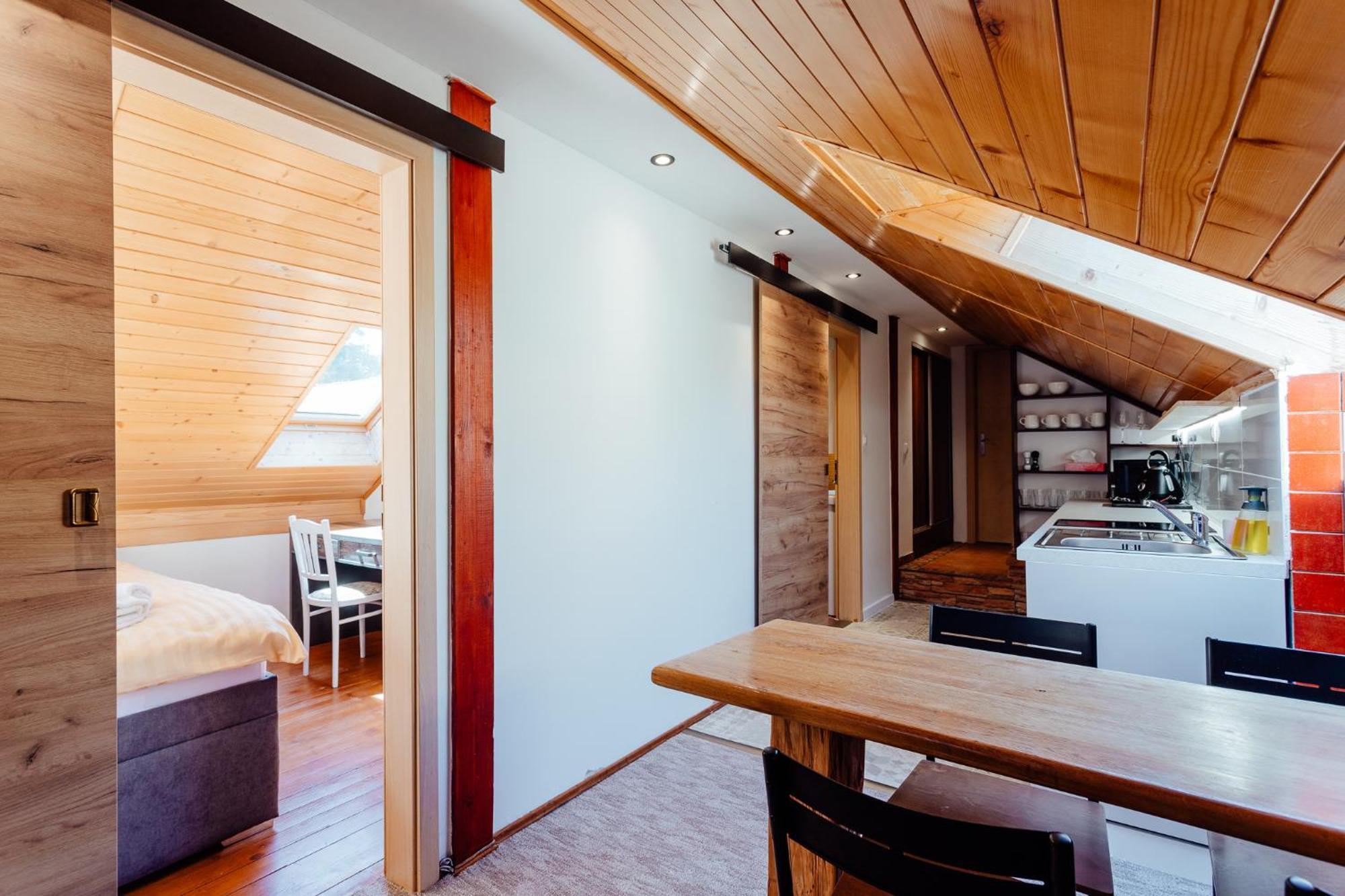 Aparthotel Botanicky Dvor à Banská Štiavnica Extérieur photo