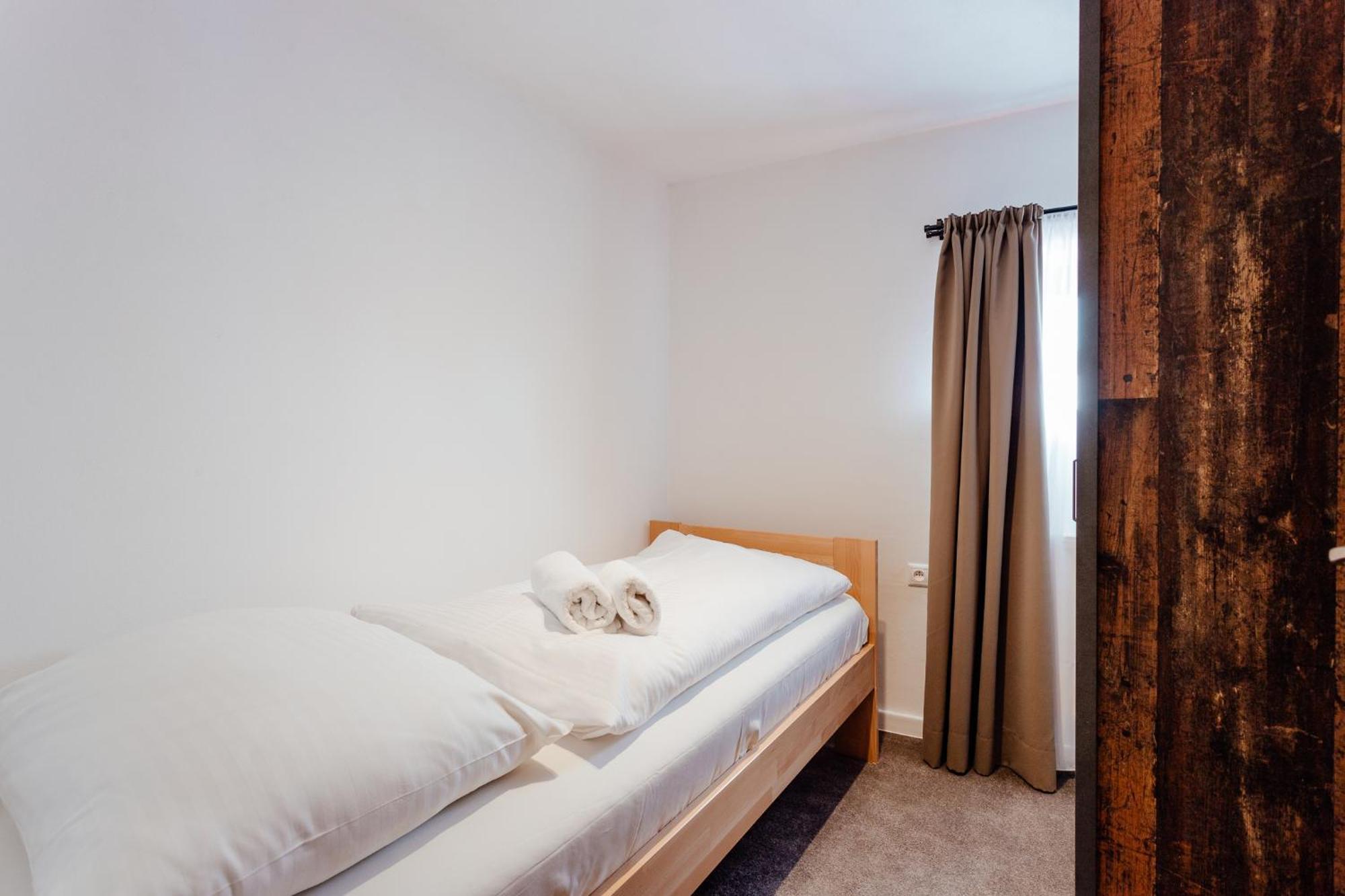 Aparthotel Botanicky Dvor à Banská Štiavnica Extérieur photo