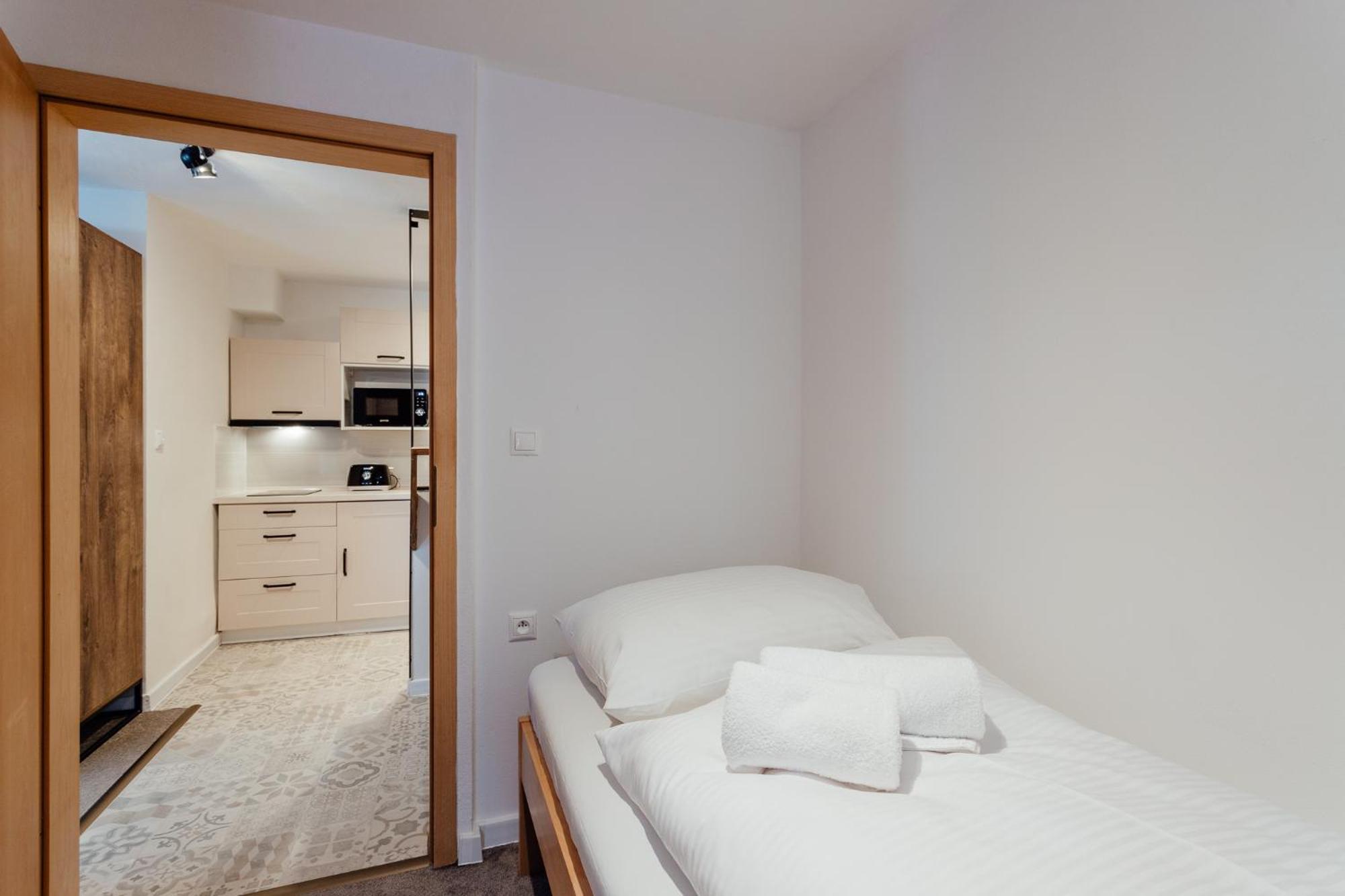 Aparthotel Botanicky Dvor à Banská Štiavnica Extérieur photo