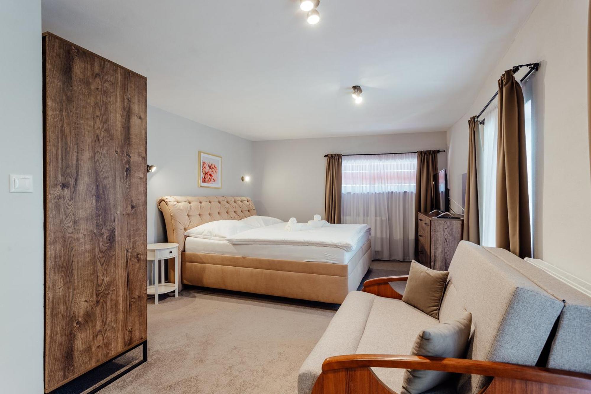 Aparthotel Botanicky Dvor à Banská Štiavnica Extérieur photo